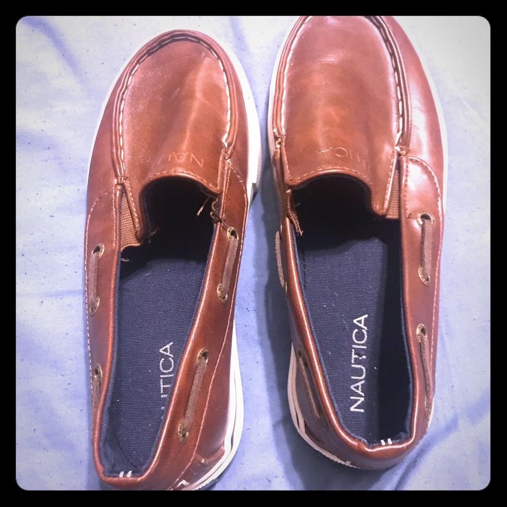 Brown leather Nautica Loafers